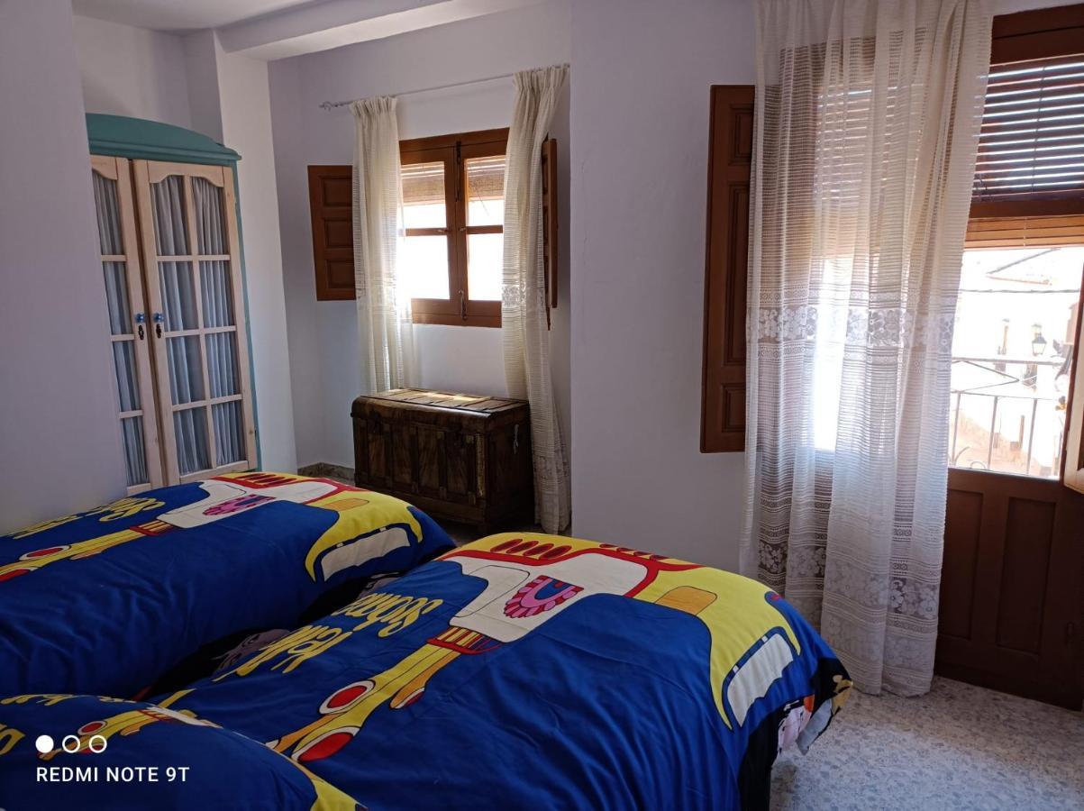 Casa Beatles Del Valle Pinos del Valle ภายนอก รูปภาพ