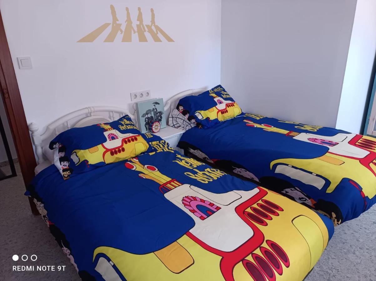 Casa Beatles Del Valle Pinos del Valle ภายนอก รูปภาพ