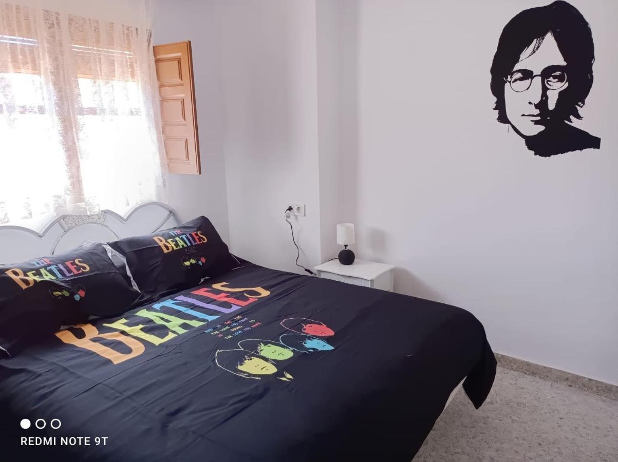 Casa Beatles Del Valle Pinos del Valle ภายนอก รูปภาพ